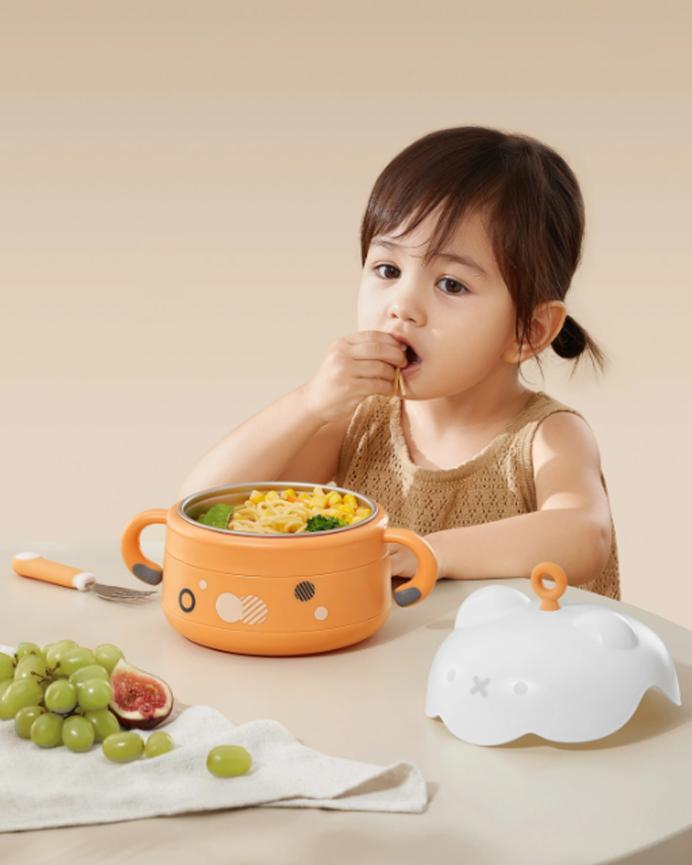 Baby tableware & Toys